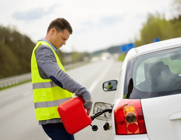 Emergency Fuel and Tyre Assistance in Birmingham